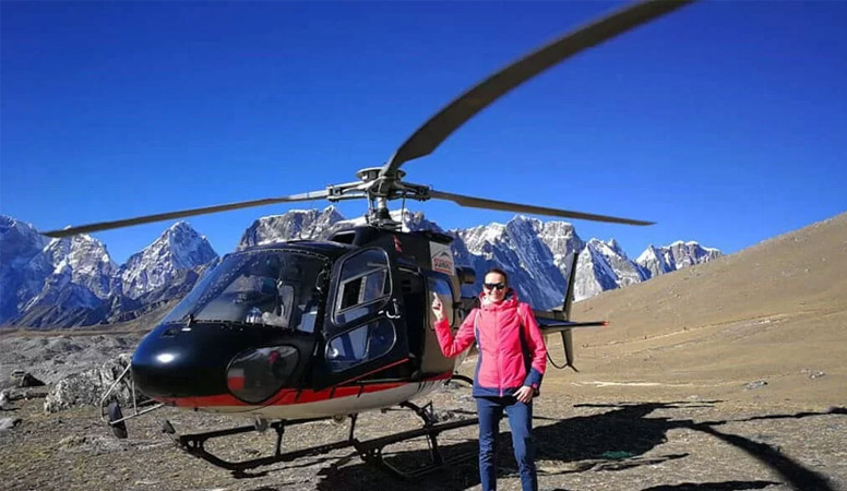 When Do Helicopter Tours Fly To Everest? Best Time Of Day Explained